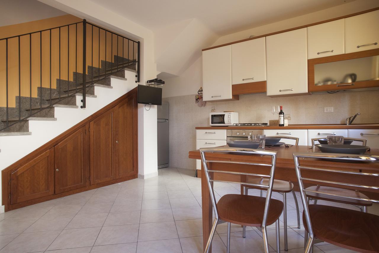 La Fonte Degli Angeli Apartments Суверето Экстерьер фото