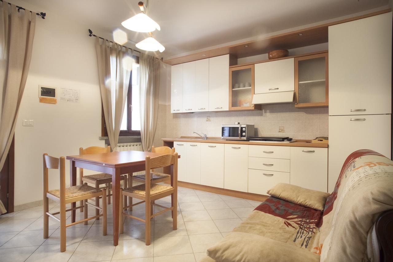 La Fonte Degli Angeli Apartments Суверето Экстерьер фото